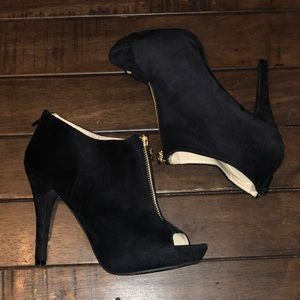 Black, open toed high heels